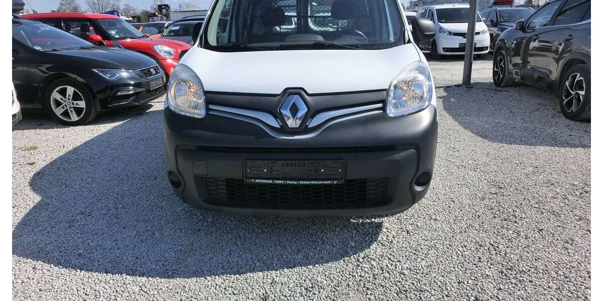 Renault Kangoo 102.000 km 8.300 &euro; München 81829