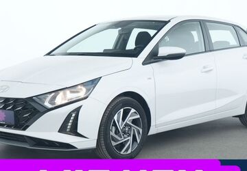 Hyundai i20 5.847 km 16.175 &euro; Garching bei München 85748
