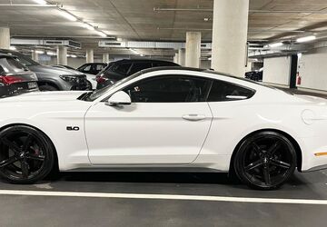 Ford Mustang 50.000 km 36.500 &euro; München 81245