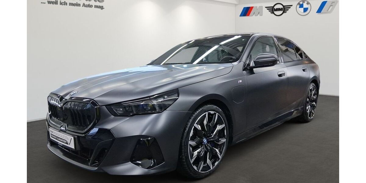 BMW 550 30.900 km 81.960 &euro; München 81827