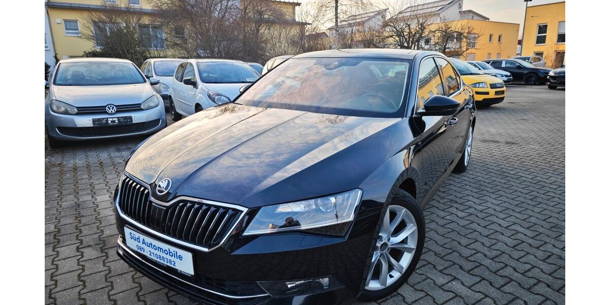 Skoda Superb 118.100 km 21.990 &euro; Markt Schwaben bei München 85570