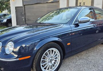 Jaguar S-Type 148.584 km 8.999 &euro; München 80809