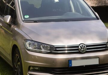 VW Touran 123.500 km 21.200 &euro; Olching 82140