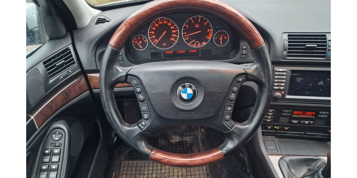 BMW 525 174.000 km 2.999 &euro; MÜNCHEN 80995