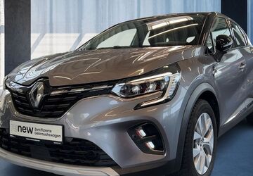 Renault Captur 54.082 km 14.990 &euro; München 81827