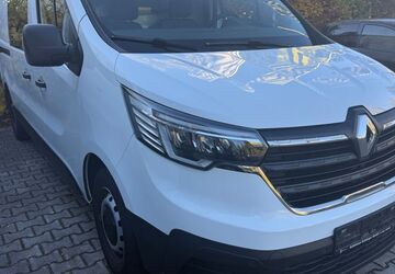 Renault Trafic 99.602 km 14.990 &euro; München 81243