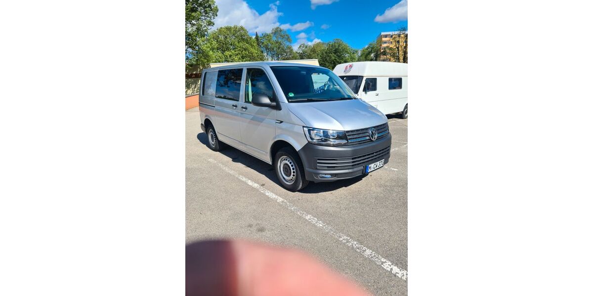 VW T6 Transporter 172.000 km 16.800 &euro; München 81243