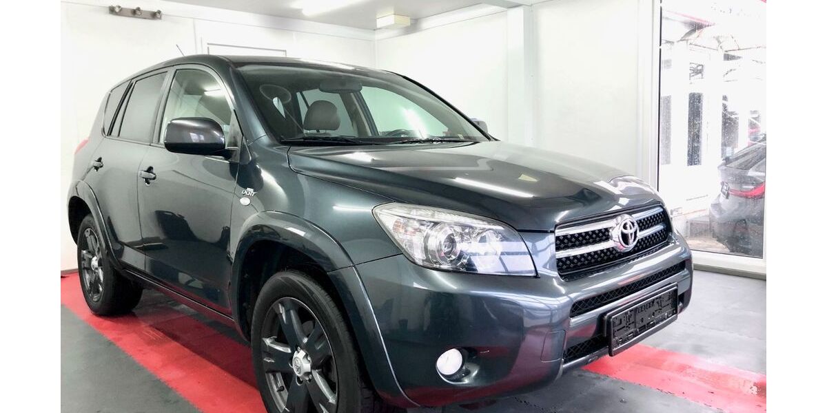 Toyota RAV 4 240.000 km 5.950 &euro; München 81825