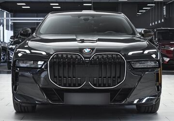 BMW 740 24.575 km 89.950 &euro; Feldkirchen bei München 85622