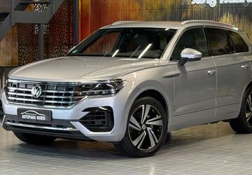 VW Touareg 98.338 km 37.900 &euro; München 81829