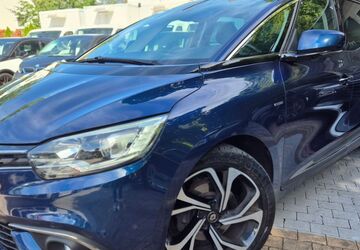 Renault Grand Scenic 154.500 km 13.990 &euro; München 81247