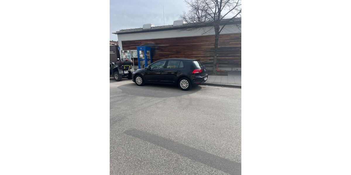 VW Golf 82.000 km 8.900 &euro; Planegg 82152