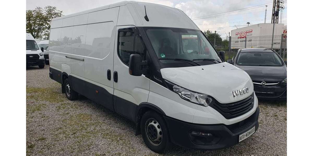 IVECO Daily 50.000 km 23.900 &euro; München 81825