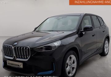 BMW iX1 22.291 km 39.980 &euro; München 80939