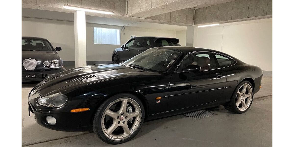 Jaguar XKR 89.806 km 26.950 &euro; München 81737