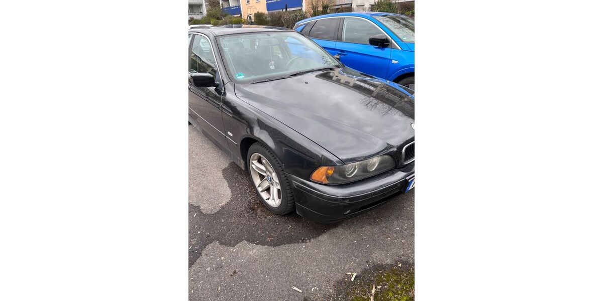 BMW 525 350.000 km 1.950 &euro; Neufahrn 85375