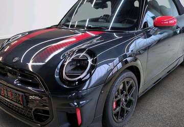 Mini John Cooper Works Cabrio 4.220 km 43.272 &euro; München 80788