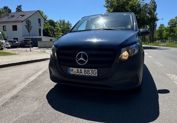 Mercedes-Benz Vito 206.800 km 22.999 &euro; Munchen 81739