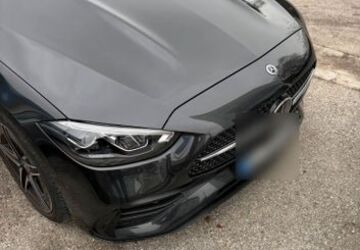 Mercedes-Benz C 200 102.000 km 29.950 &euro; München 80801