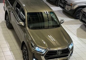 Toyota Hilux 30.624 km 44.595 &euro; Poing bei München 85586