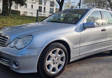 Mercedes-Benz C 180 208.600 km 4.400 &euro; München 80939