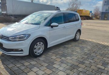 VW Touran 148.200 km 22.190 &euro; Dachau 85221