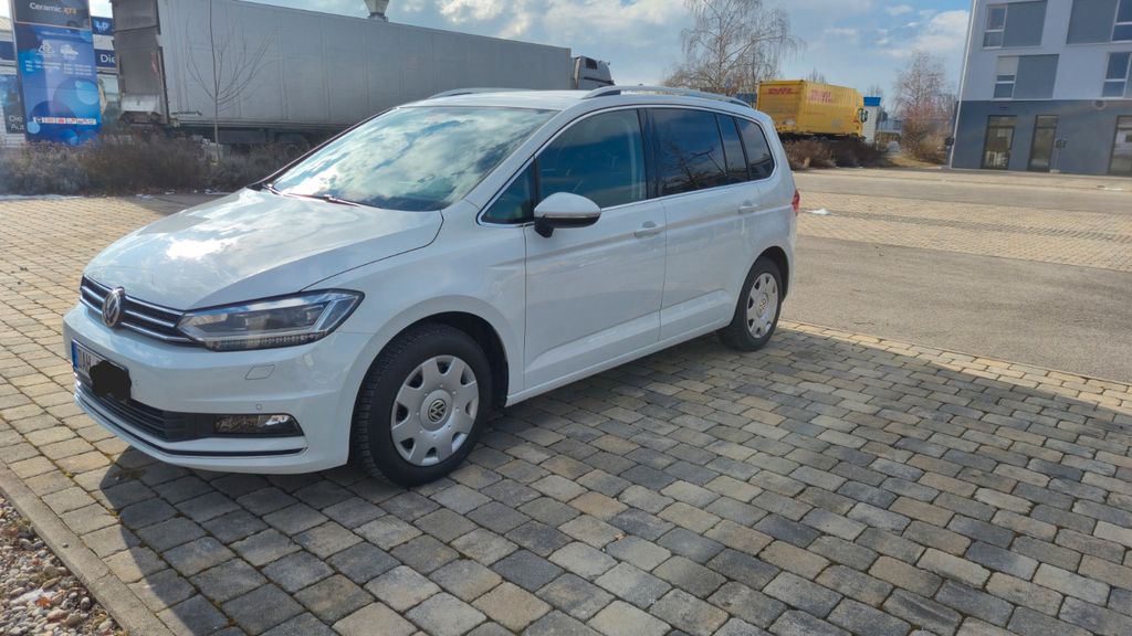 VW Touran 148.200 km 22.190 &euro; Dachau 85221