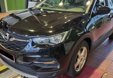 Opel Grandland (X) 113.000 km 14.999 &euro; Hohenbrunn bei München 85662