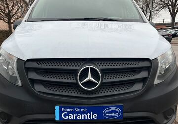 Mercedes-Benz Vito 174.500 km 10.790 &euro; München 81825