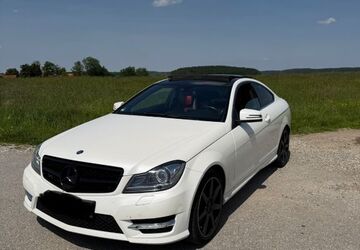 Mercedes-Benz C 350 143.000 km 16.500 &euro; München 81829