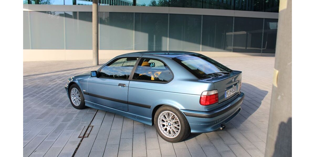 BMW 323 144.300 km 12.500 &euro; München 80807