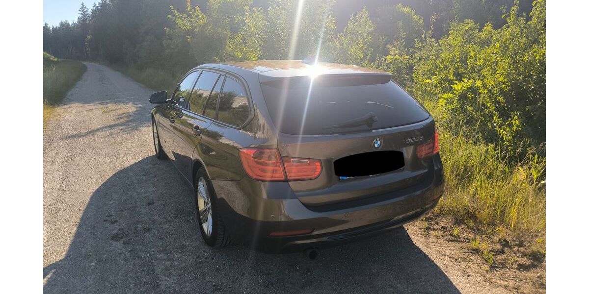 BMW 320 242.000 km 7.990 &euro; München 81373