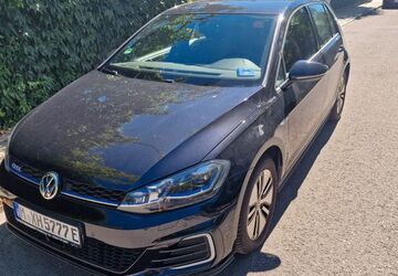 VW Golf 83.767 km 17.000 &euro; München 81545
