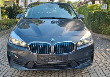 BMW 225 Active Tourer 107.300 km 12.999 &euro; München 81829