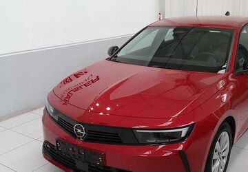 Opel Astra 12.000 km 17.990 &euro; München 81249