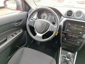 Suzuki Vitara 1,4 BOOST COMFORT 34.555 km 18.960 &euro; Höhenkirchen-Siegertsbrun 85635