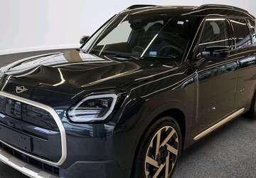 Mini Countryman E 3.176 km 40.942 &euro; München 80788