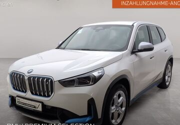 BMW iX1 34.977 km 35.904 &euro; München 80939