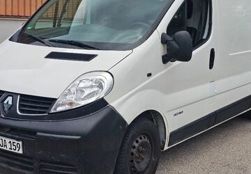 Renault Trafic 175.000 km 2.800 &euro; München 80933