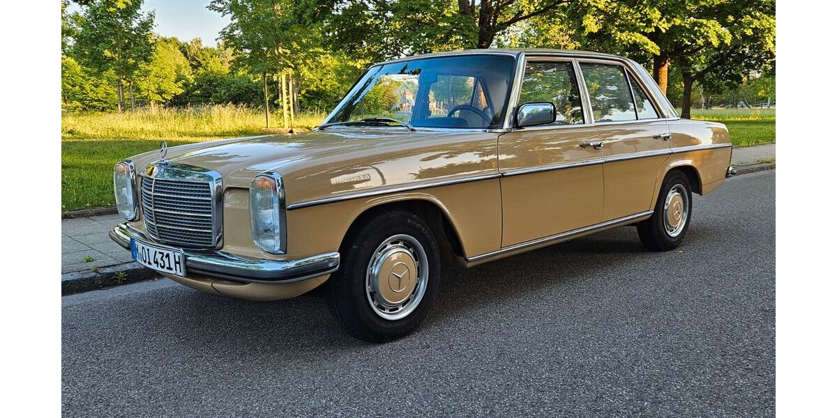 Mercedes-Benz 200 87.000 km 16.950 &euro; Unterschleißheim 85716