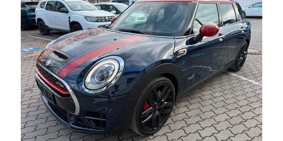 Mini John Cooper Works 118.732 km 15.990 &euro; München 81827