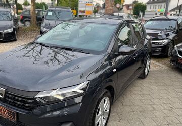 Dacia Sandero 36.450 km 13.950 &euro; München 81243