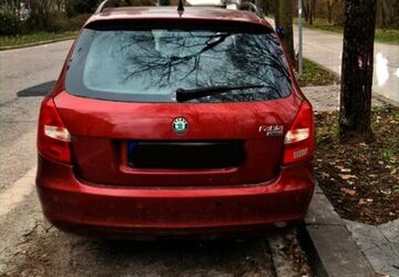 Skoda Fabia 210.000 km 950 &euro; München 81737