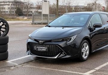 Toyota Corolla 73.500 km 25.499 &euro; Oberschleissheim 85764