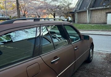 Mercedes-Benz C 180 150.000 km 2.950 &euro; München 80689