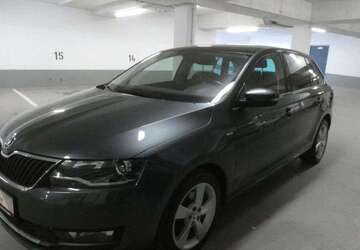 Skoda Rapid/Spaceback 145.235 km 7.990 &euro; München 81825