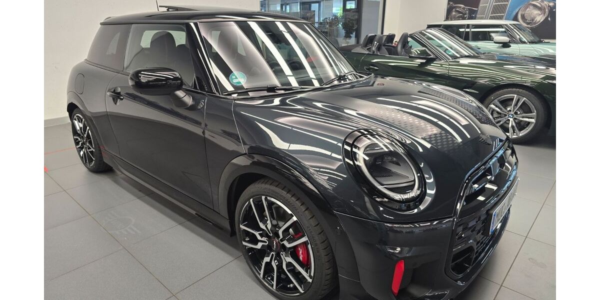 Mini John Cooper Works Coupé 9.000 km 39.000 &euro; München 80809