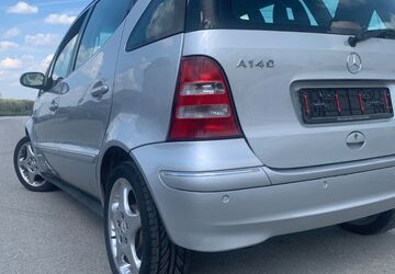 Mercedes-Benz A 140 254.371 km 1.350 &euro; Puchheim bei München 82178
