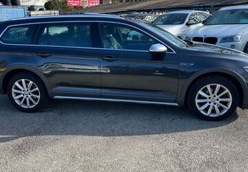VW Passat Alltrack 163.000 km 22.900 &euro; München 81243
