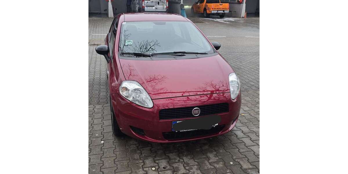 Fiat Punto 135.000 km 2.800 &euro; München 80636
